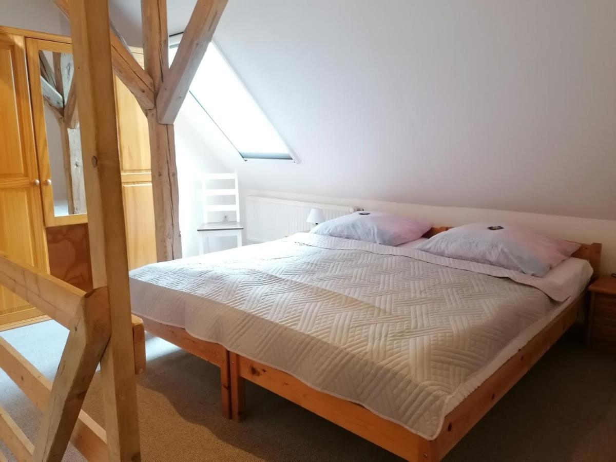 Boddenhus Auf Ruegen - Ferienwohnungen Und Pension Rappin ภายนอก รูปภาพ