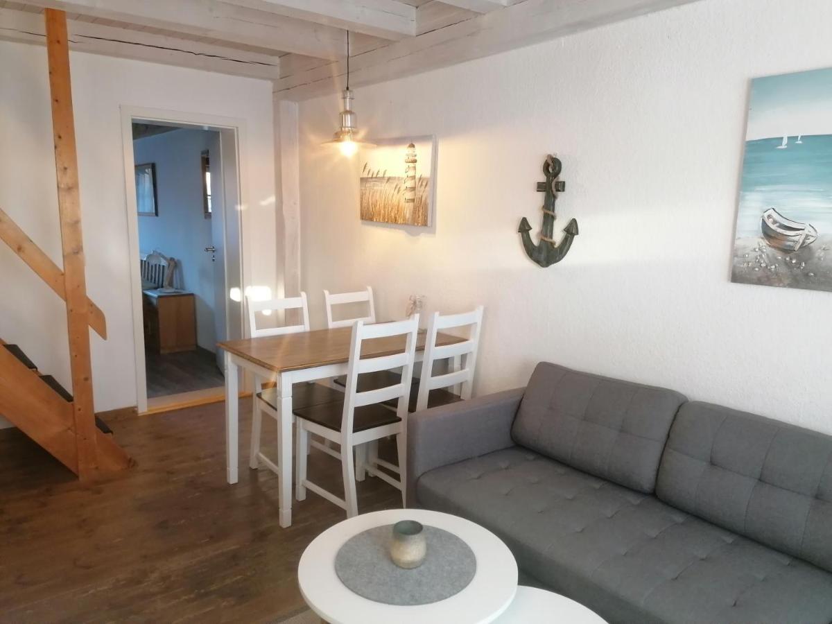 Boddenhus Auf Ruegen - Ferienwohnungen Und Pension Rappin ภายนอก รูปภาพ