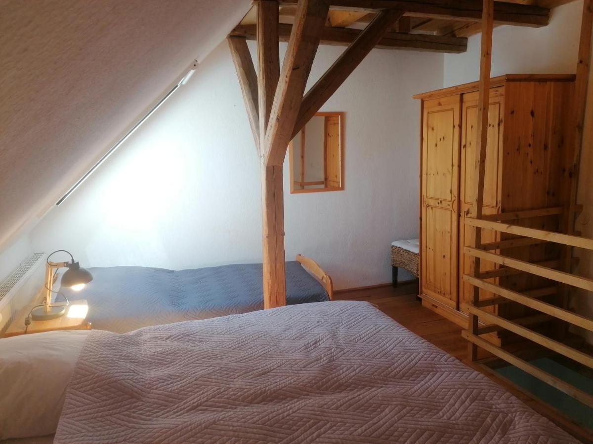 Boddenhus Auf Ruegen - Ferienwohnungen Und Pension Rappin ภายนอก รูปภาพ