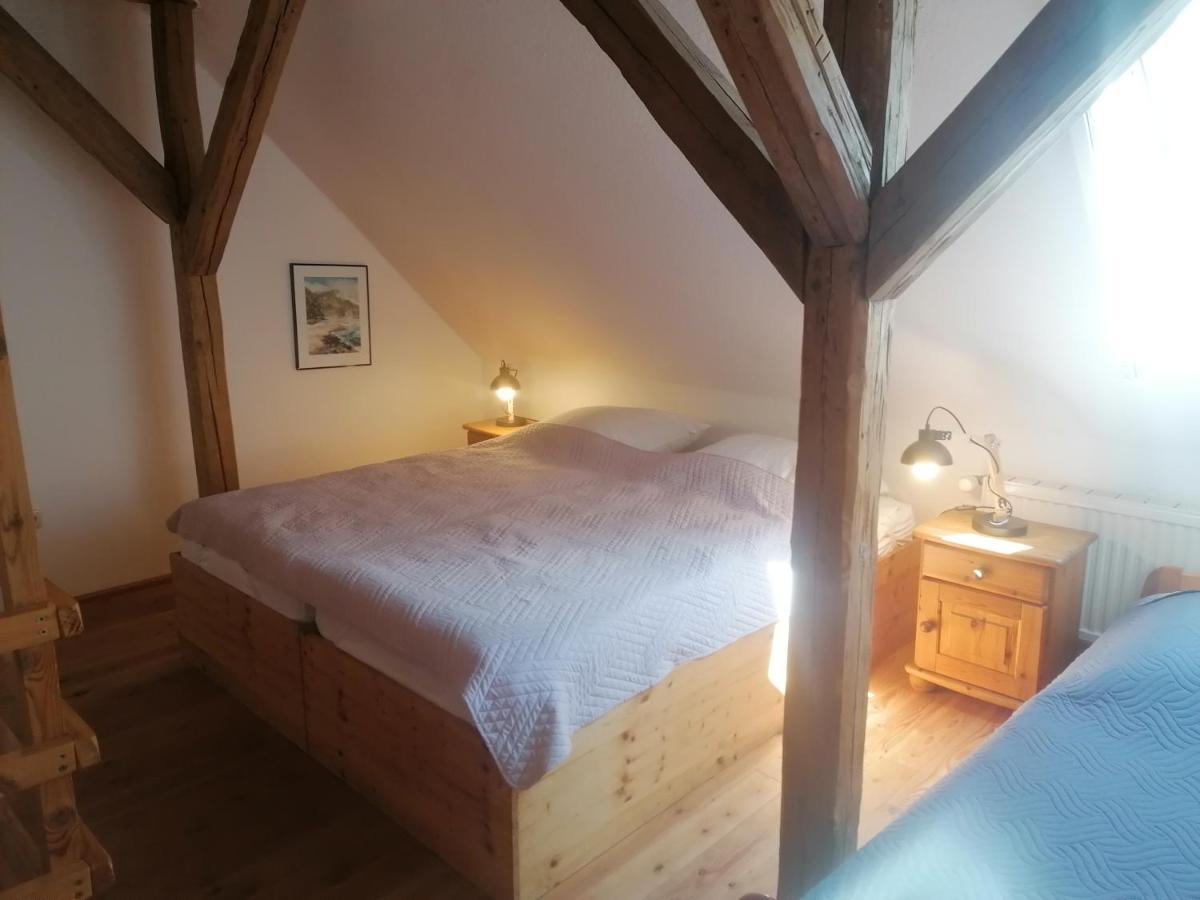 Boddenhus Auf Ruegen - Ferienwohnungen Und Pension Rappin ภายนอก รูปภาพ