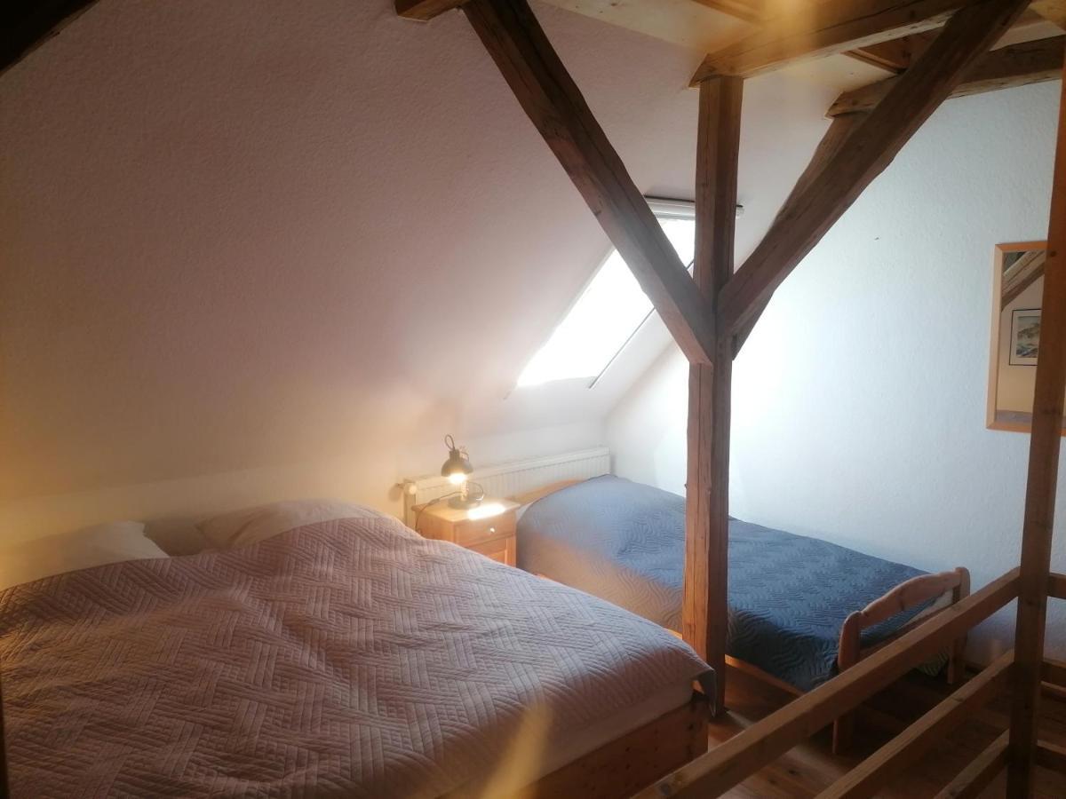Boddenhus Auf Ruegen - Ferienwohnungen Und Pension Rappin ภายนอก รูปภาพ
